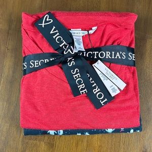 Vicotia’s Secret PJ Set
